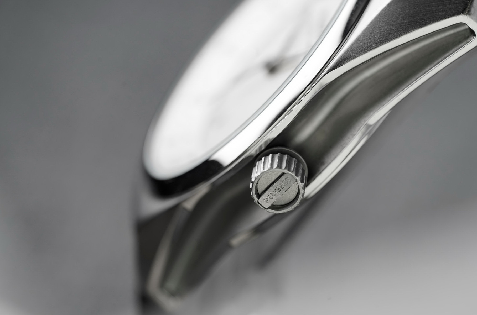 Peugeot выпустила коллекцию недорогих кварцевых часов