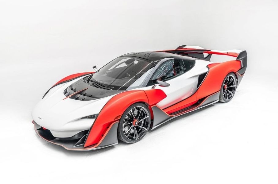 835 л.с. и всего 15 экземпляров: представлен новый суперкар McLaren Sabre