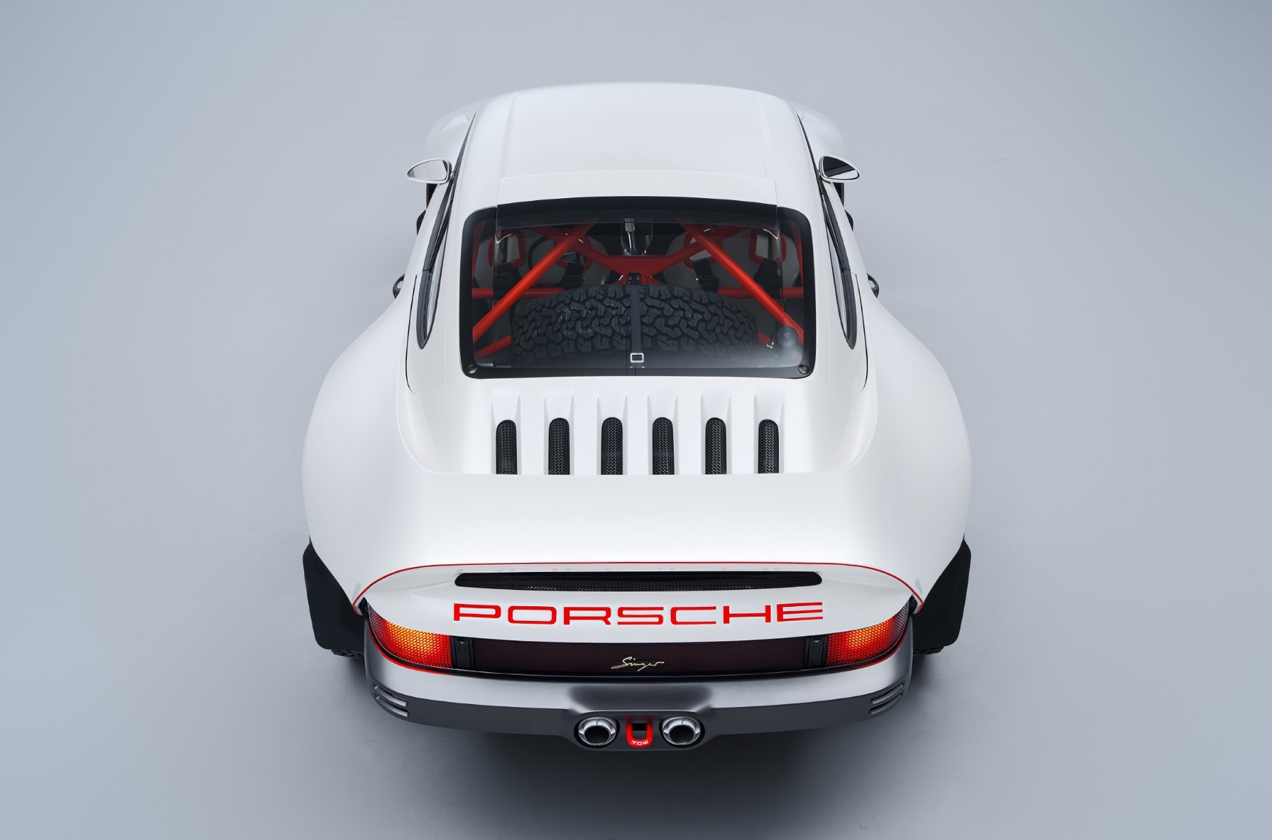 Porsche 911 превратили в экстремальный внедорожник