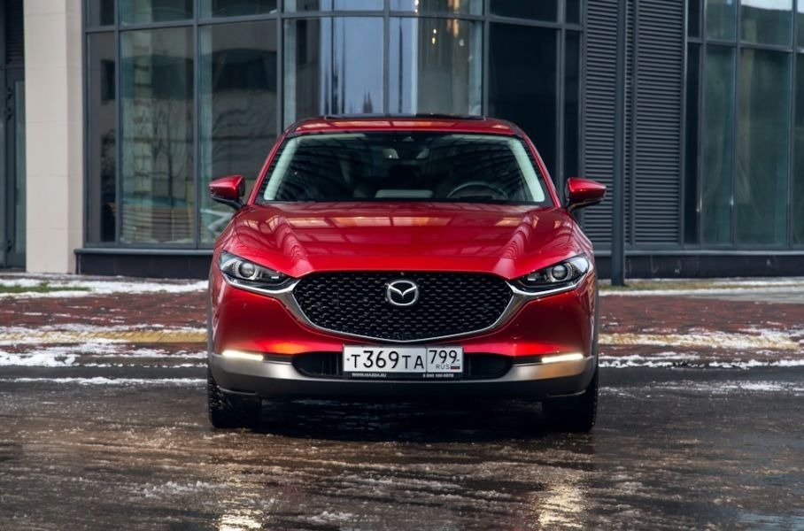 В России стартовали продажи кроссовера Mazda CX-30
