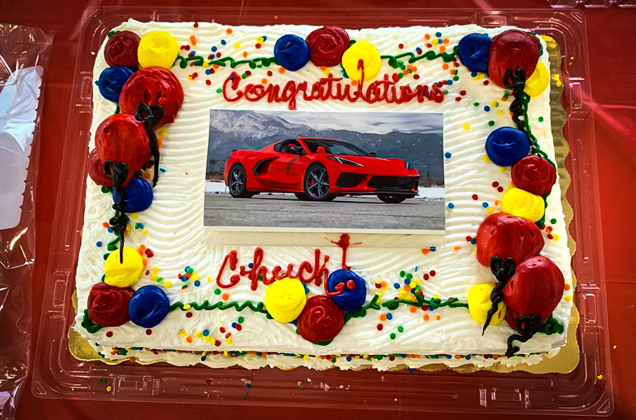 90-летний пенсионер купил себе на день рождения новый Chevrolet Corvette