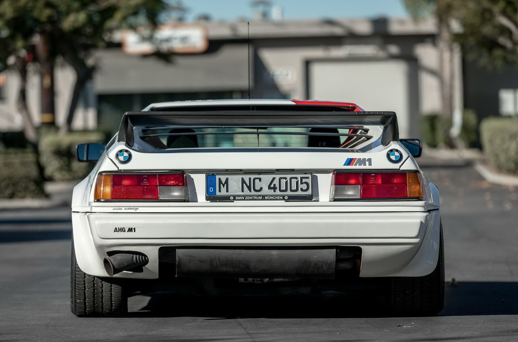 Среднемоторный BMW M1 звезды «Форсажа» продадут на аукционе