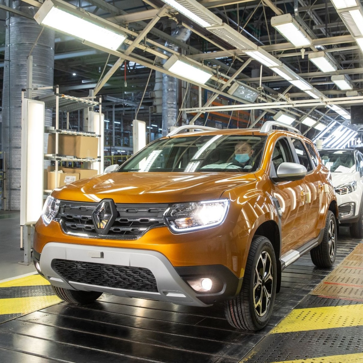 В России стартовало производство нового Renault Duster — Motor