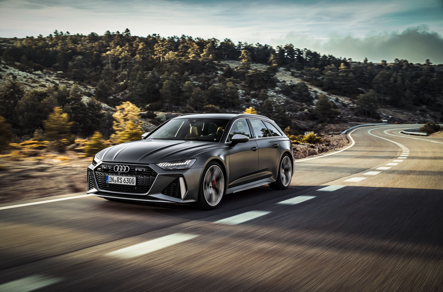 Audi назвала рублевые цены RS 6 Avant и RS 7 Sportback
