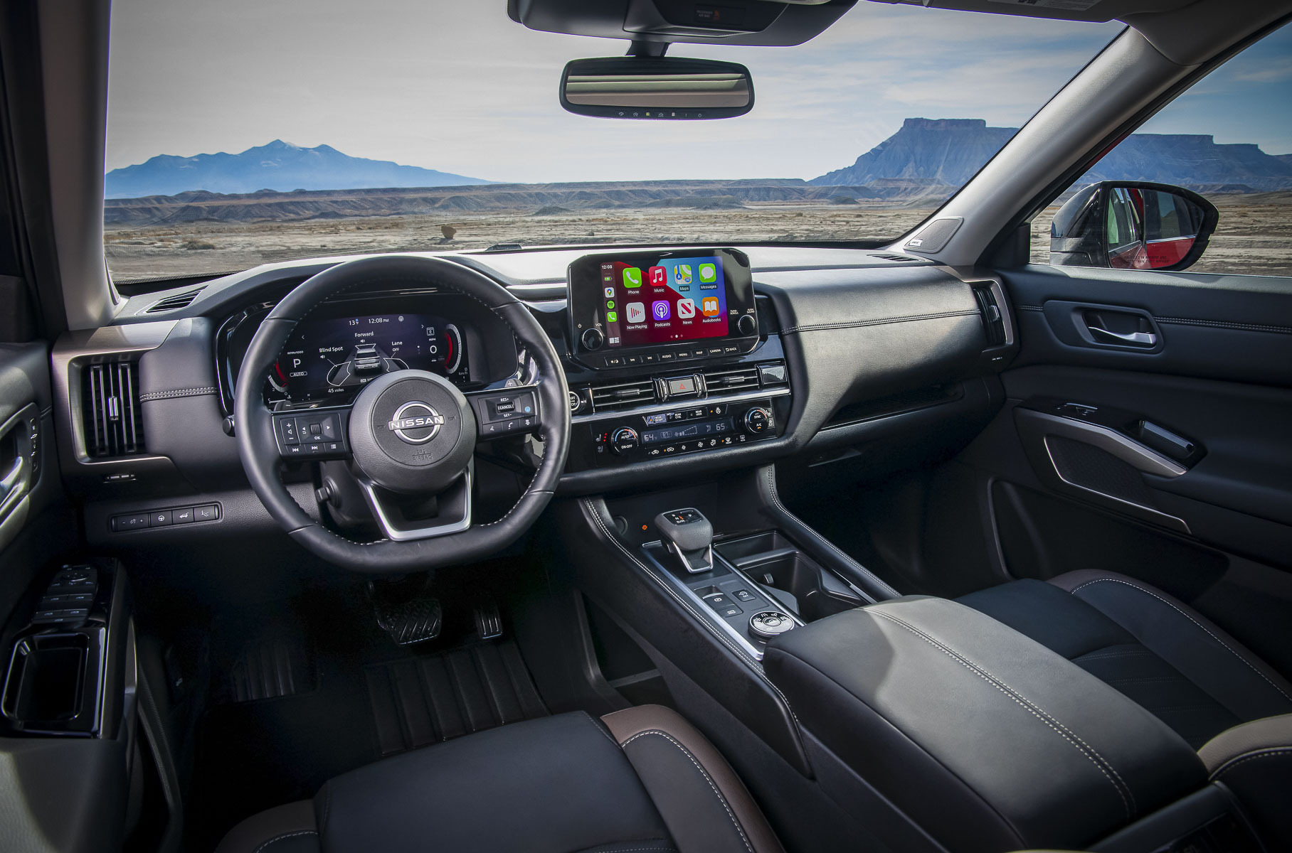 Восемь мест, автомат и V6: Nissan представил новый Pathfinder, который доберется до России