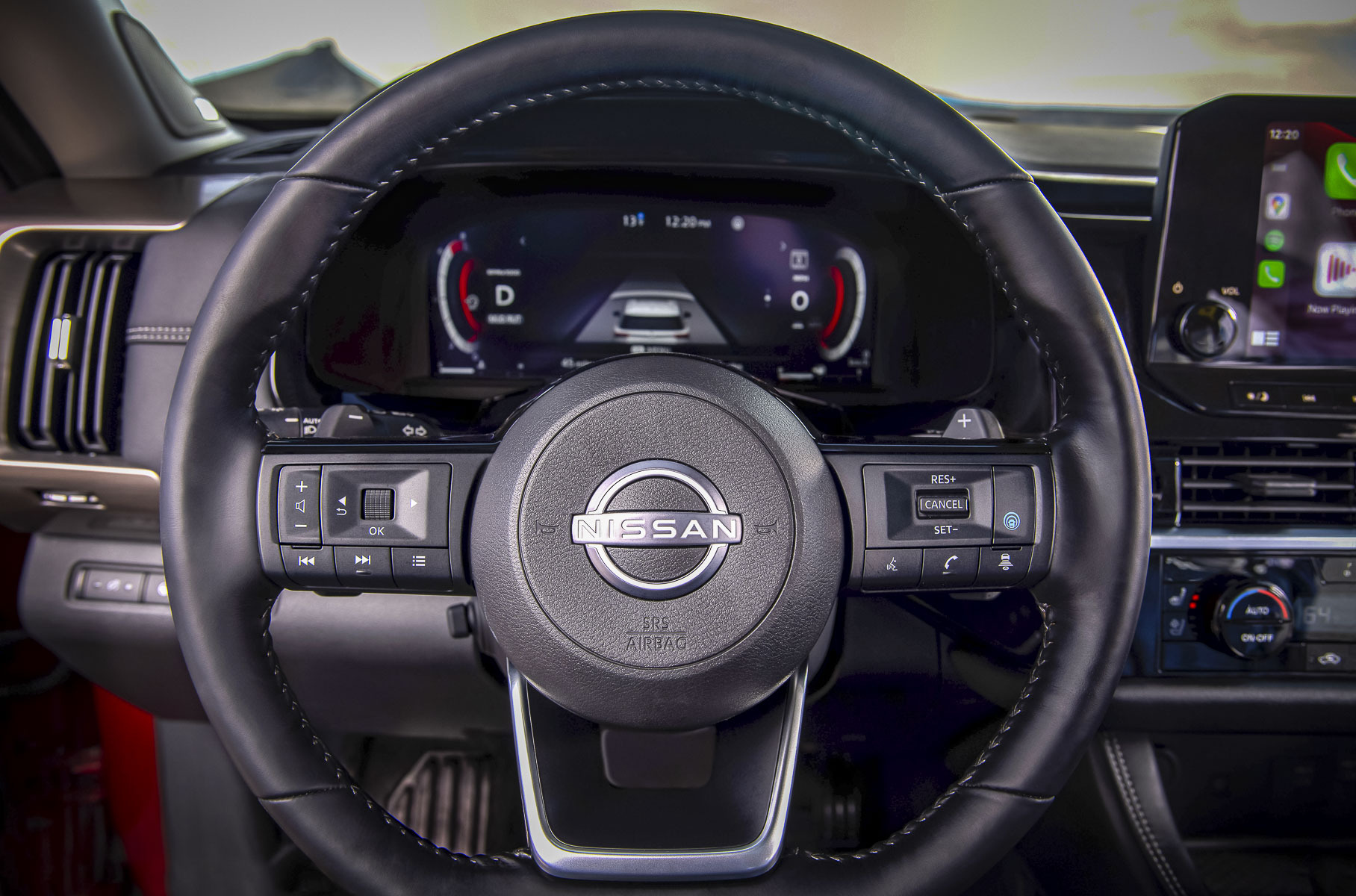 Восемь мест, автомат и V6: Nissan представил новый Pathfinder, который доберется до России