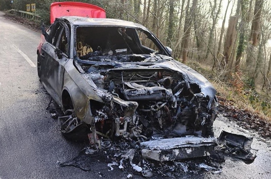 Самая быстрая британская Audi RS 3 сгорела дотла на съемках