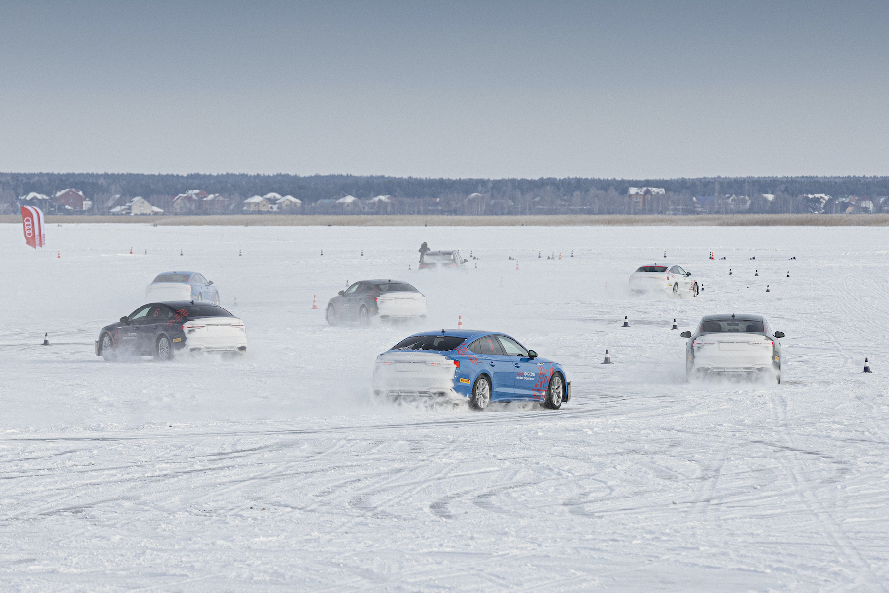 Над пропастью во льду: 14 часов за рулем Audi на замерзшем озере