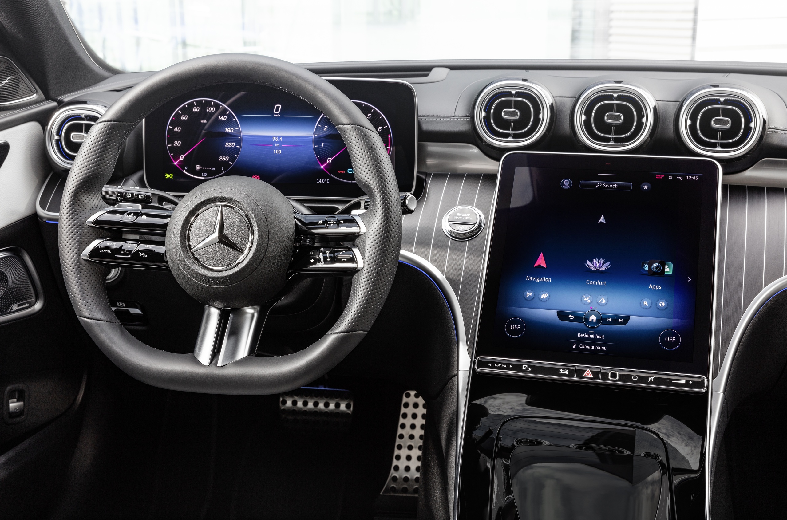 Новый Mercedes C-Class: главное, что нужно знать