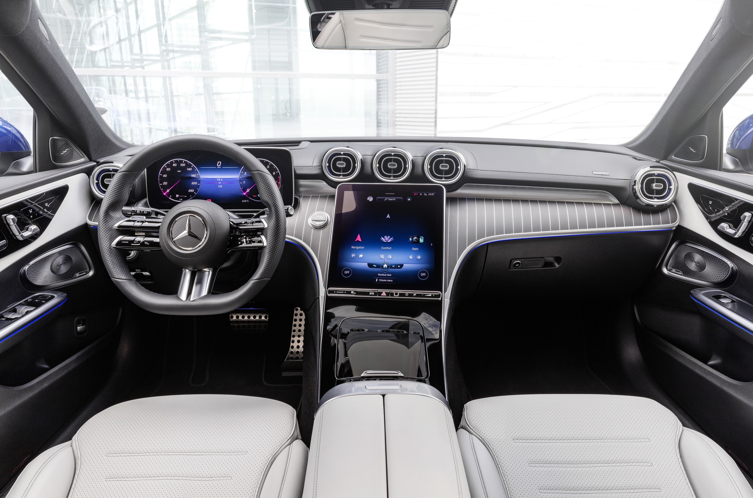 Новый Mercedes C-Class: главное, что нужно знать