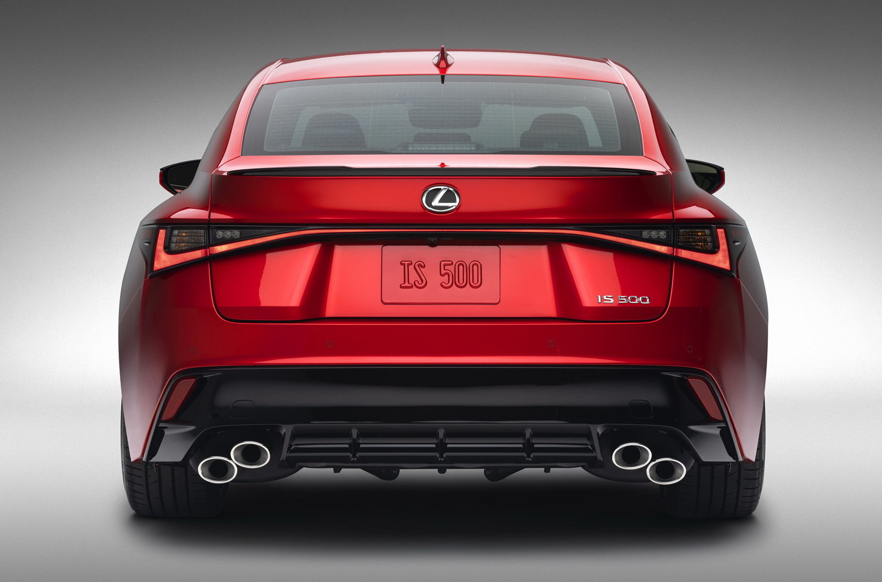 Представлен Lexus IS 500 с атмосферным 5,0-литровым V8