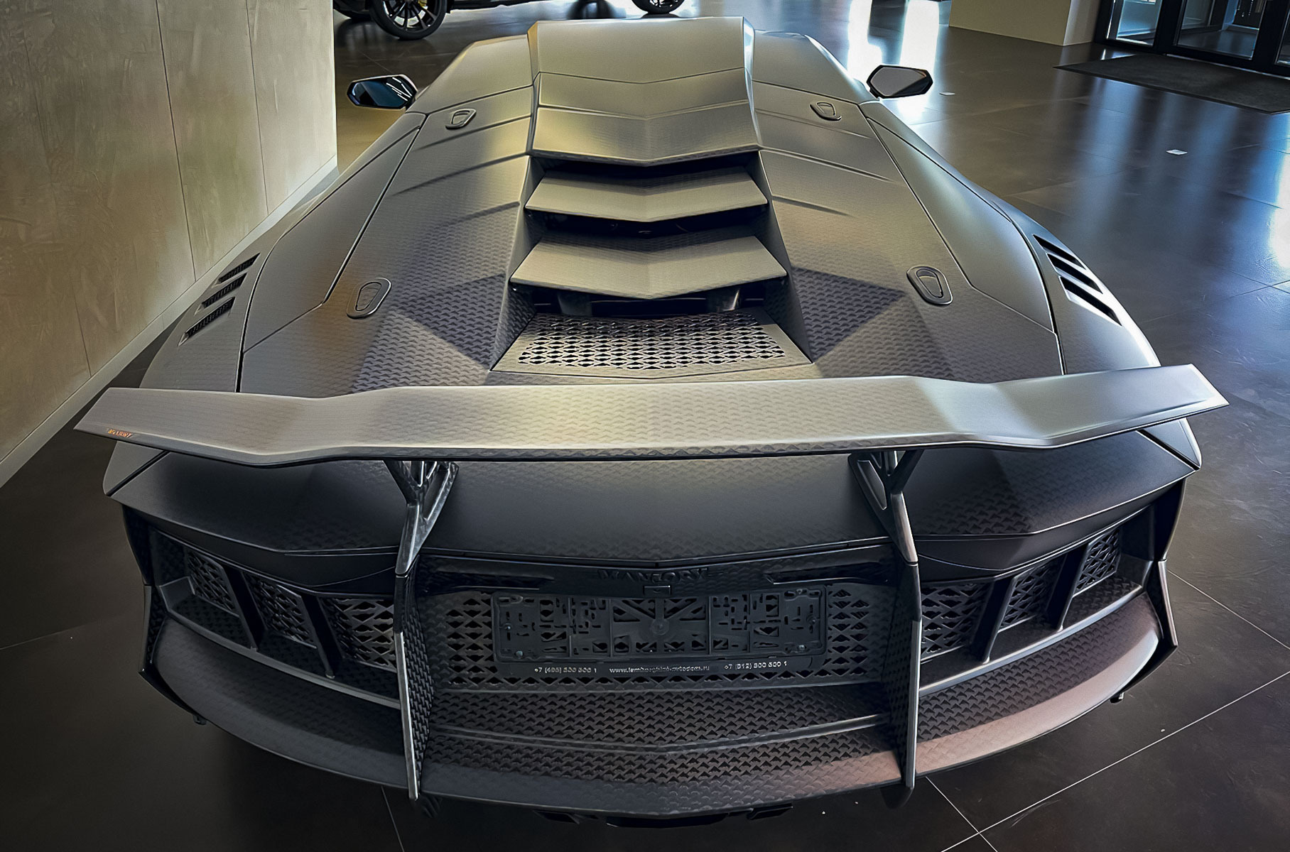 В России продают уникальный 1250-сильный Lamborghini Aventador за 64 миллиона рублей