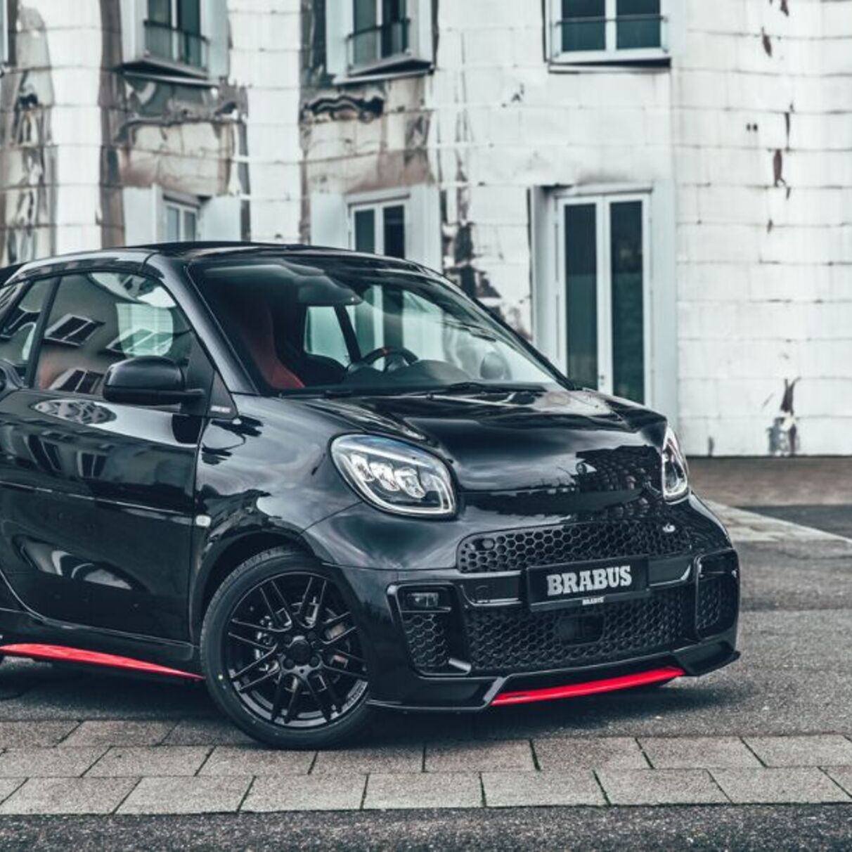 Посмотрите на брутальный Smart от Brabus за 4 миллиона рублей — Motor