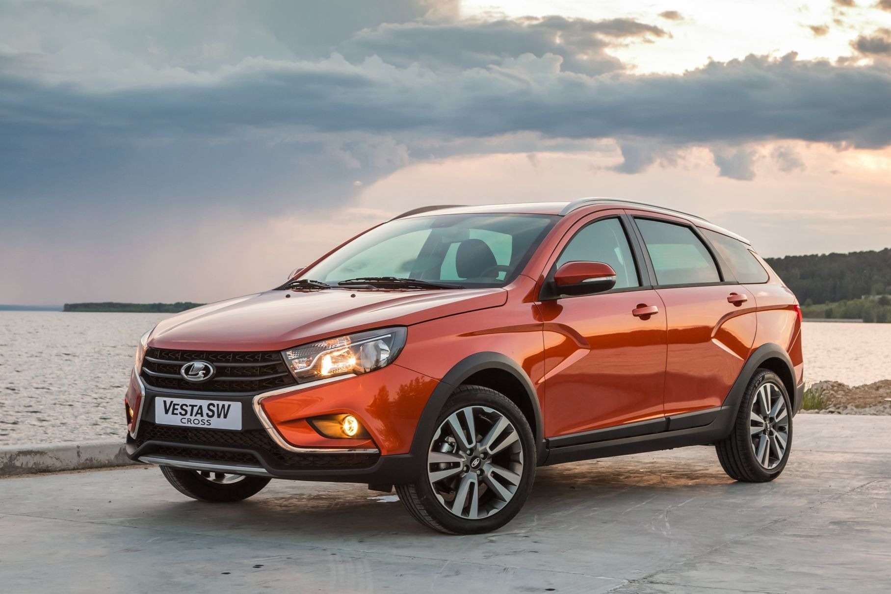 На Lada Vesta SW Cross установят 130-сильный мотор. Но это не точно — Motor