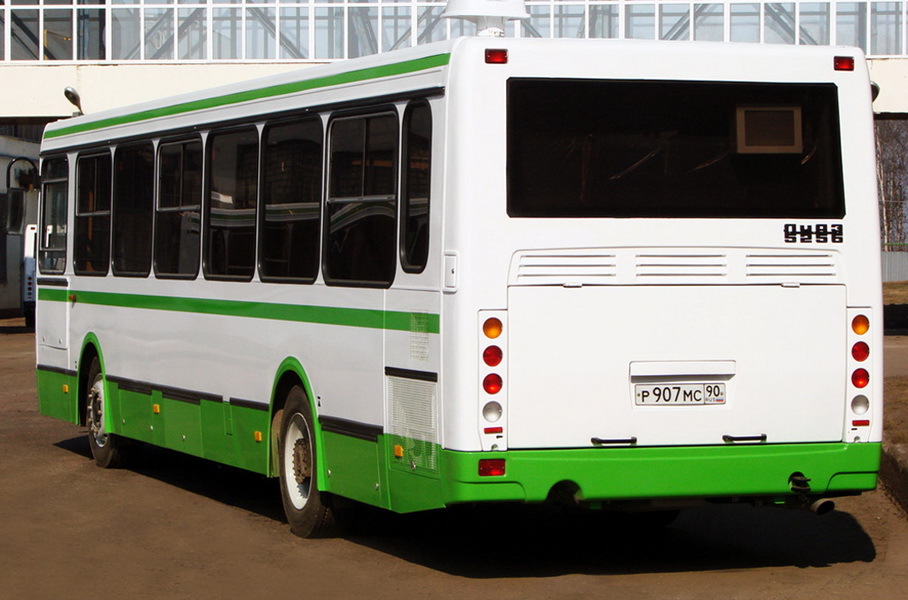 ЛиАЗ снял с производства последний советский городской автобус