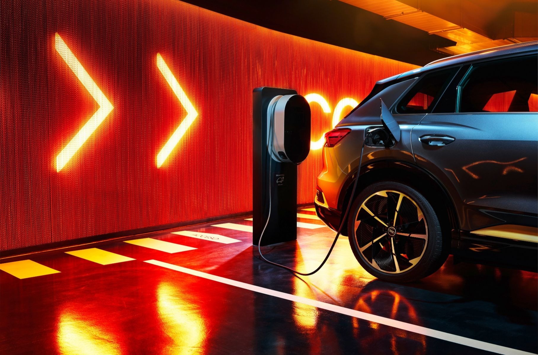 Электрические Audi стали доступнее: представлены Q4 e-tron и Q4 Sportback e-tron