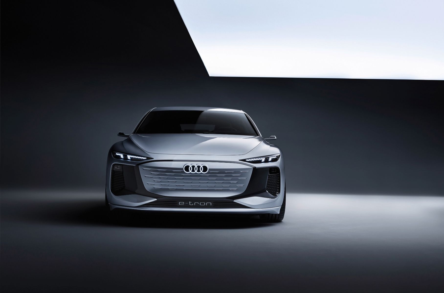 Audi показала, каким будет A6 следующего поколения