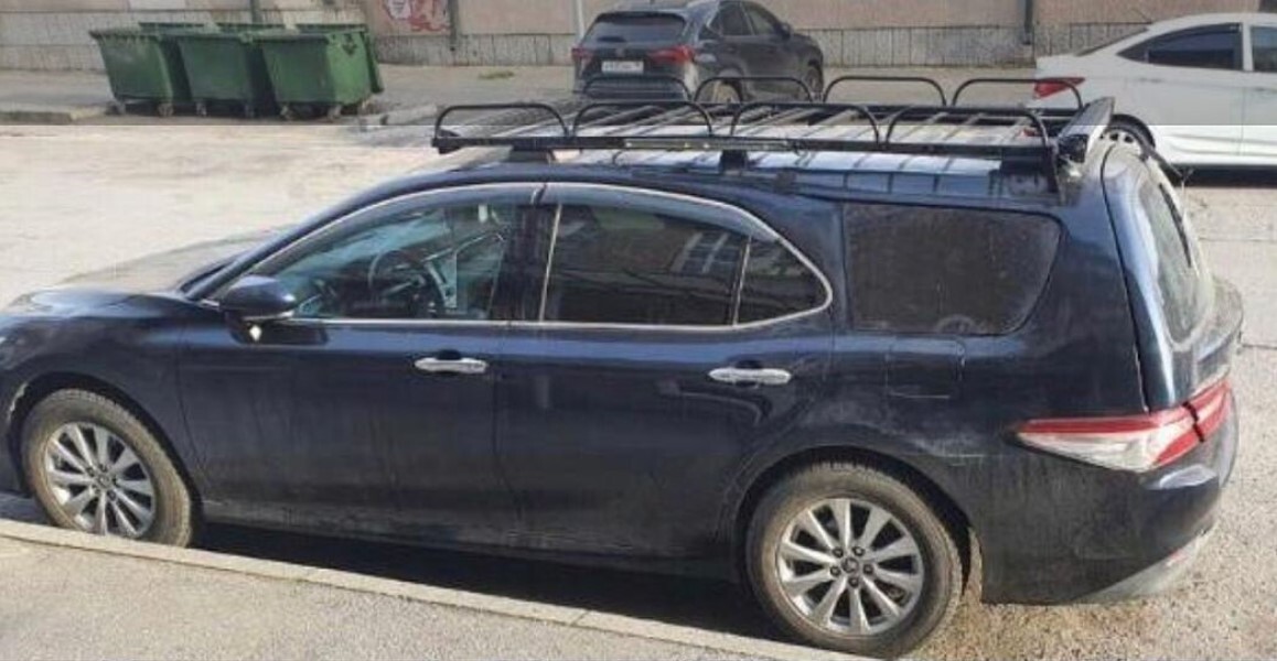 Посмотрите на странный универсал Toyota Camry, который нашли в России