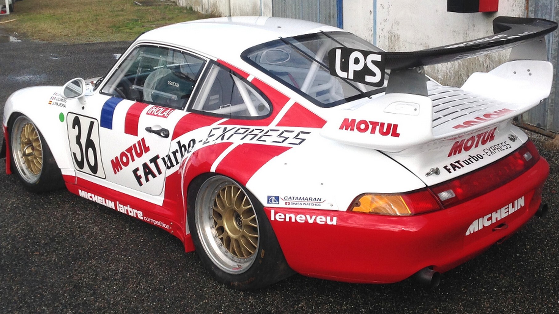 Во Франции продают очень редкий гоночный Porsche 90-х годов
