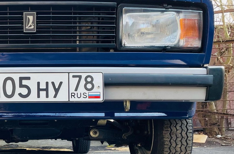 В Петербурге обнаружили новый ВАЗ-2104, простоявший в гараже 22 года