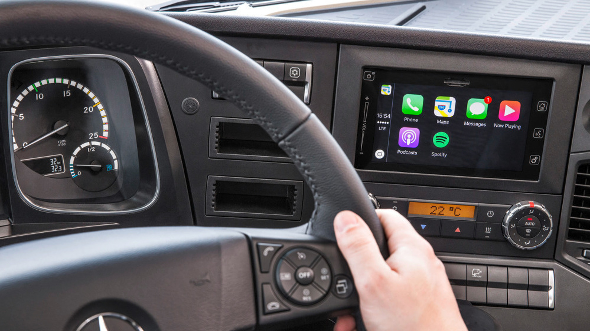 Власти могут получать доступ к данным на смартфоне через автомобиль