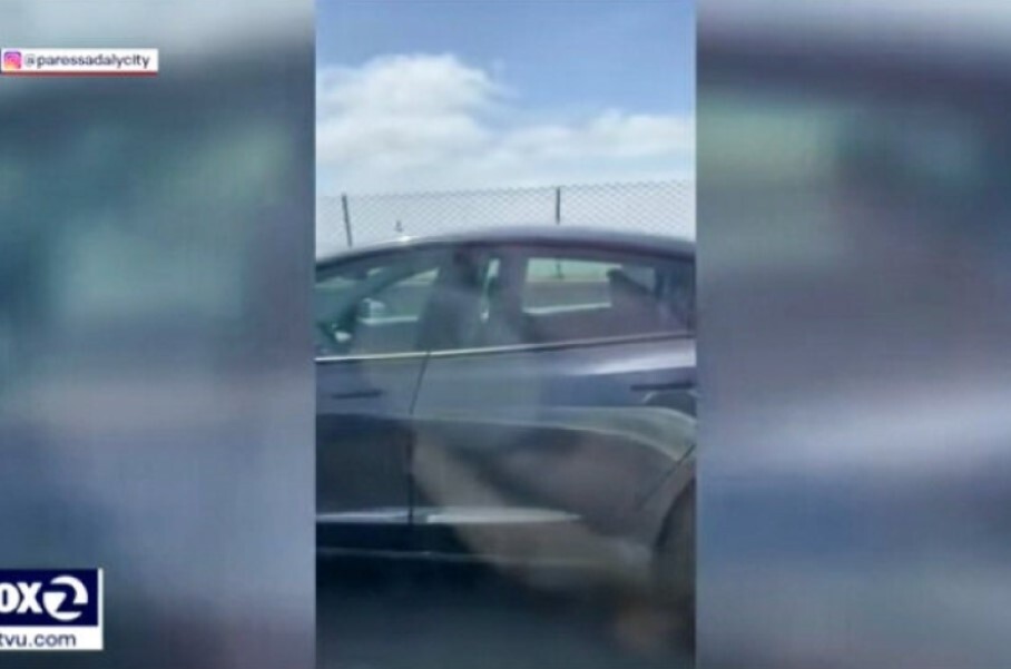 Полиция остановила очередную Tesla без водителя за рулем