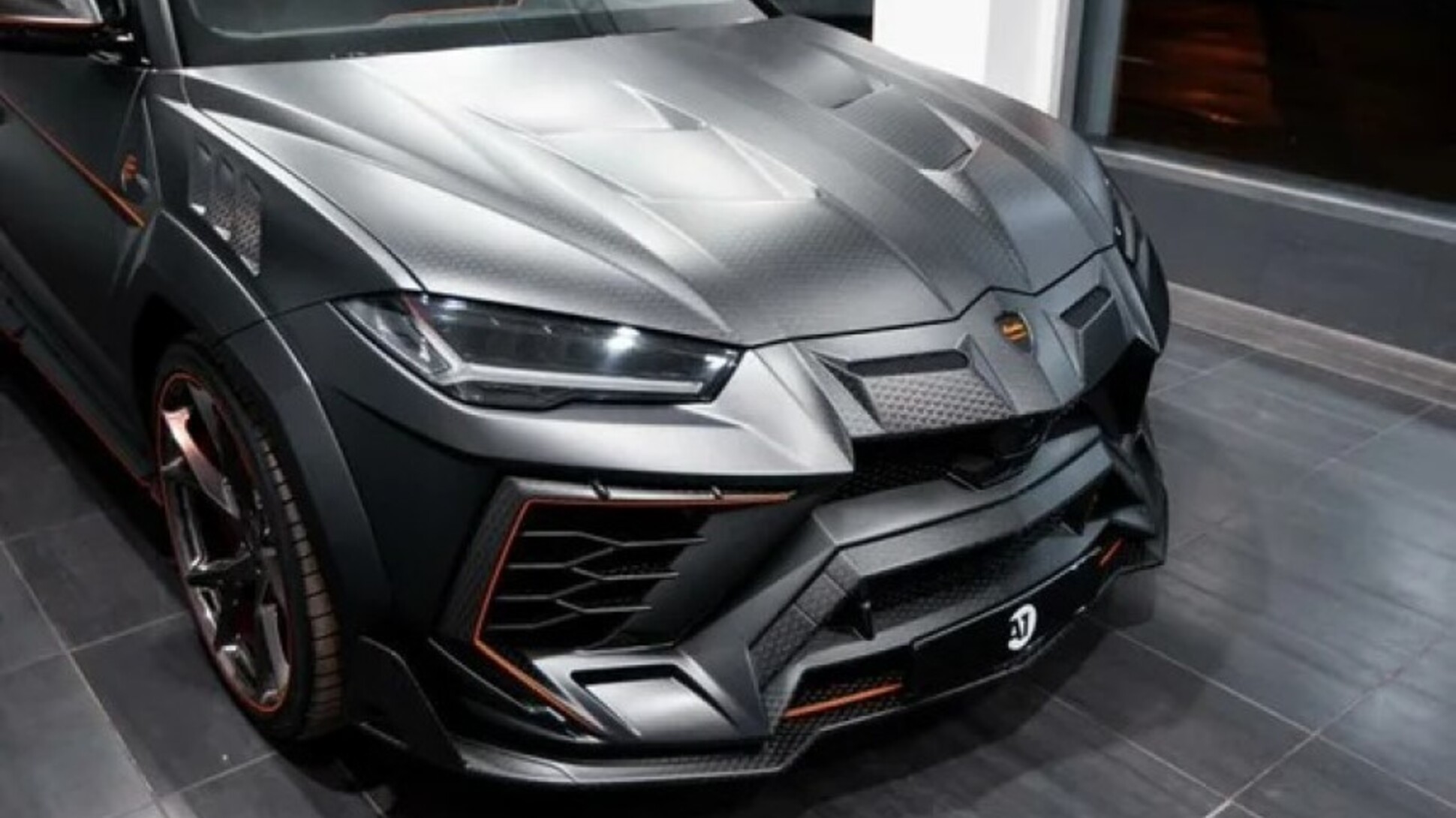 Посмотрите на самый дорогой Lamborghini Urus в России. Его продают за 50  миллионов рублей — Motor