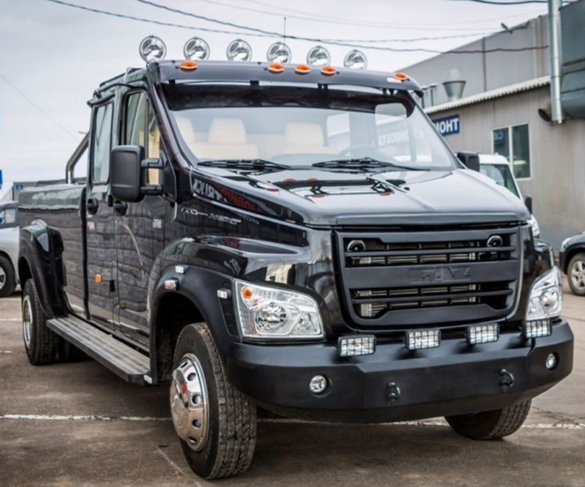 Посмотрите на пикап «ГАЗон-Next» с тюнингом в стиле Ford Super Duty — Motor