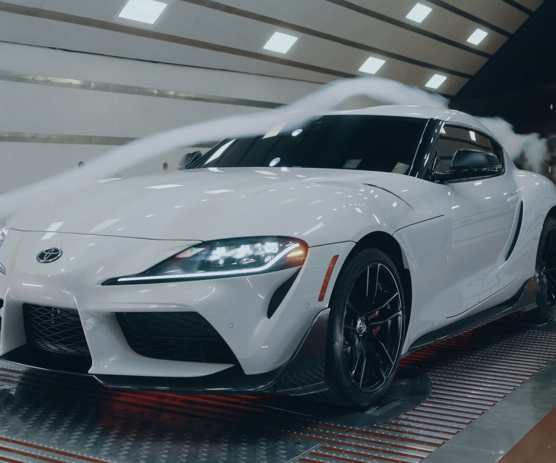 У Toyota Supra появилась карбоновая версия — Motor