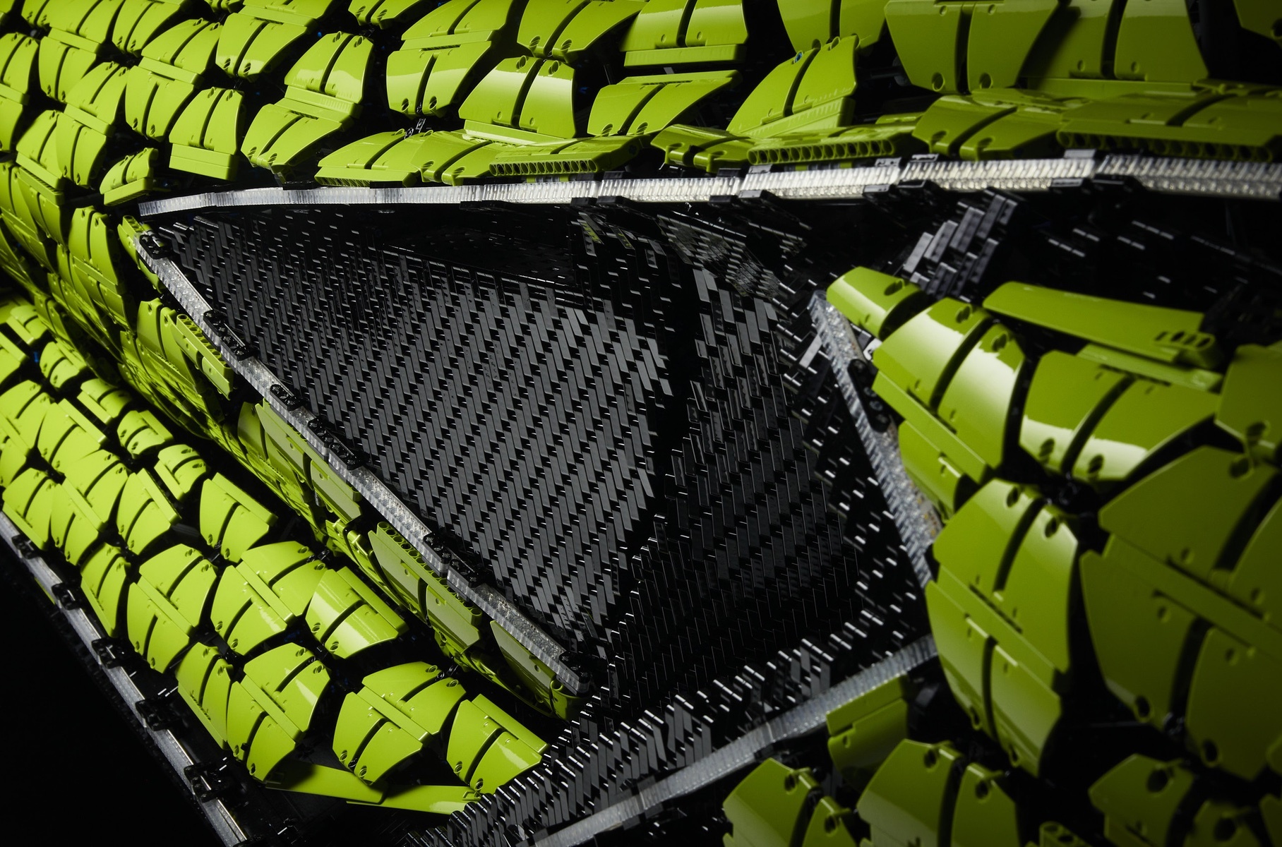 Посмотрите на полноразмерный Lamborghini Sian из 400 тысяч деталей Lego