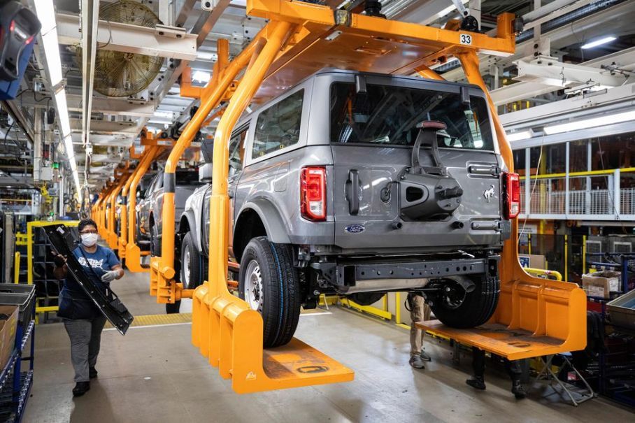 Ford наконец приступил к производству Bronco