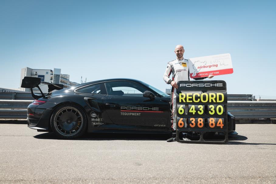 Infiniti QX60 второго поколения, новый рекорд Нюрбургринга от Porsche и первый дорожный Ferrari с V6: главное за неделю