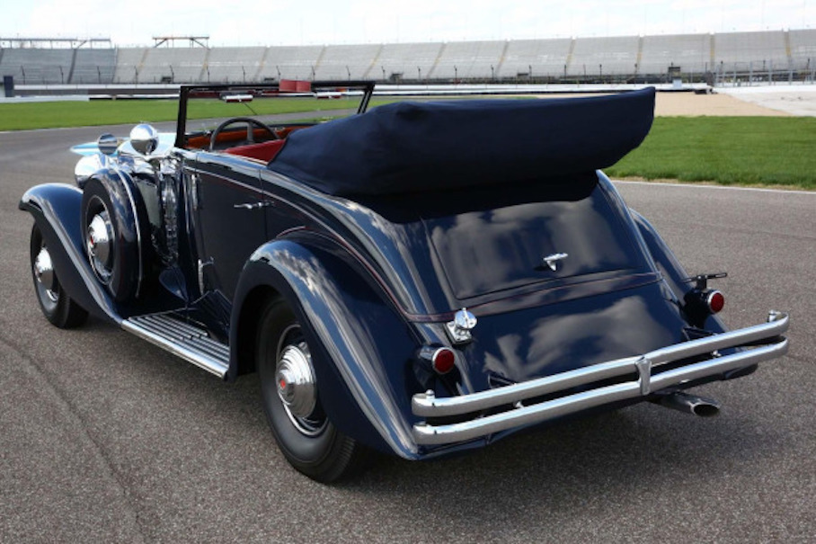 Один из двух сохранившихся кабриолетов 1935 года стал самым дорогим лотом аукциона