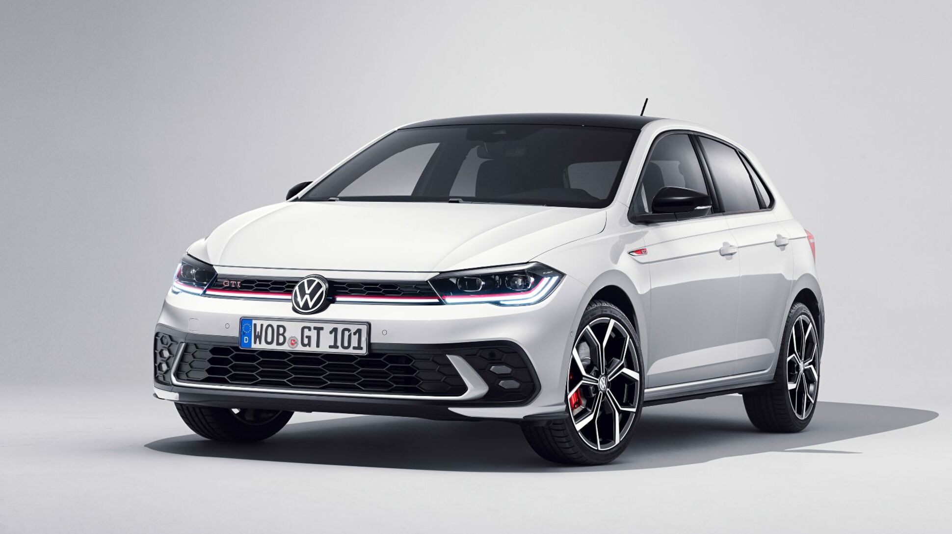 Мощный мотор и полуавтопилот: представлен обновленный Volkswagen Polo GTI —  Motor