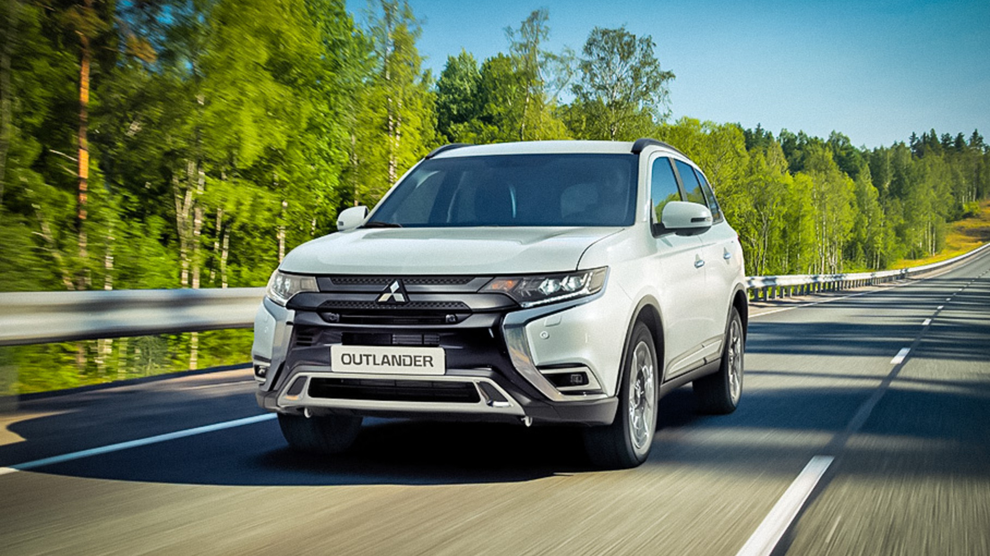 Российский Mitsubishi Outlander слегка обновился и подорожал — Motor