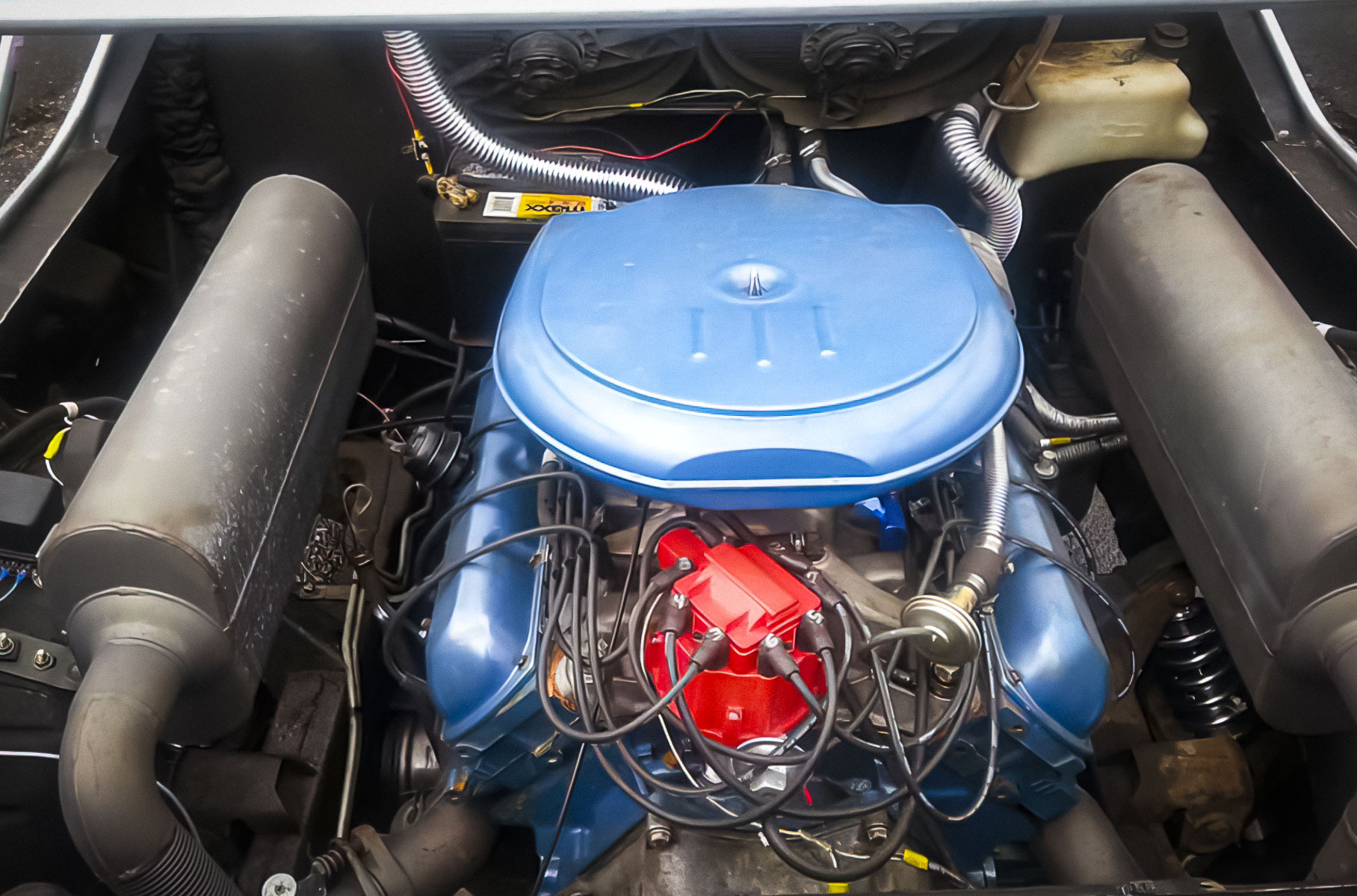 Старенький Honda Civic оснастили двигателем V8
