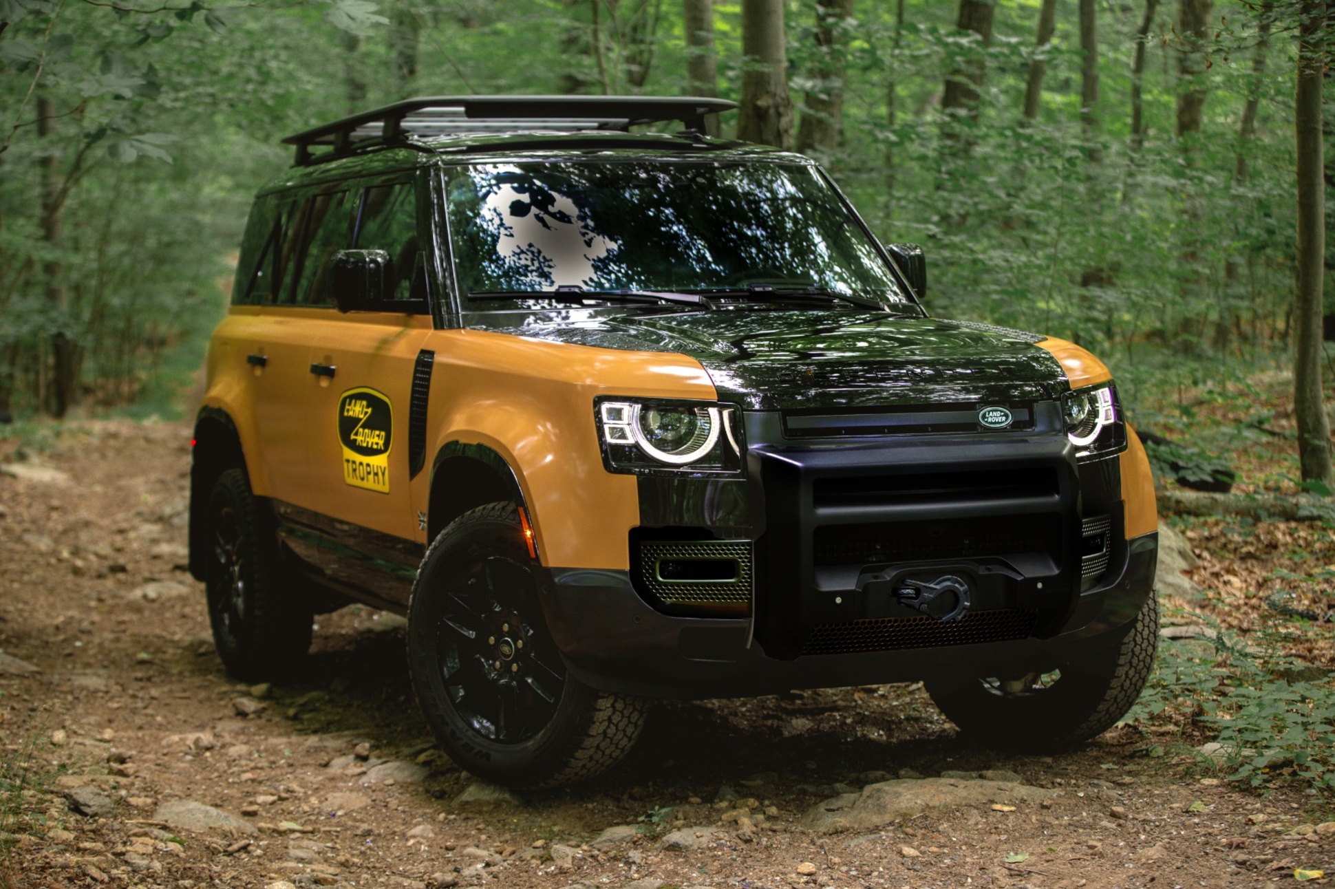 Land Rover выпустил «экспедиционный» Defender Trophy — Motor