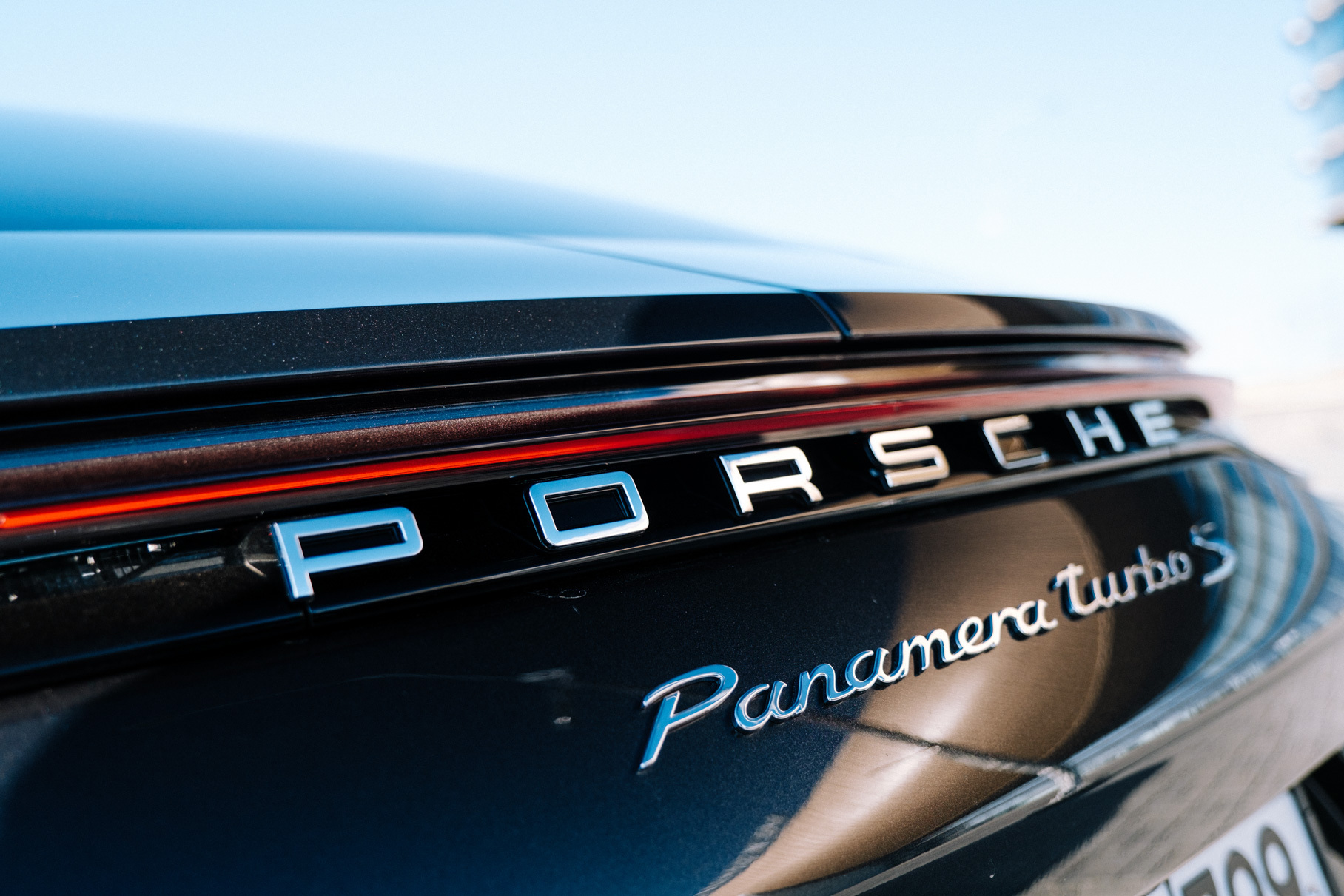 Porsche Panamera: разборки внутри семьи