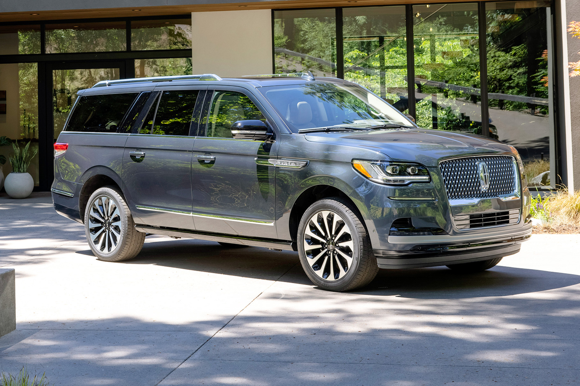 Lincoln Navigator обновился и потерял в мощности — Motor