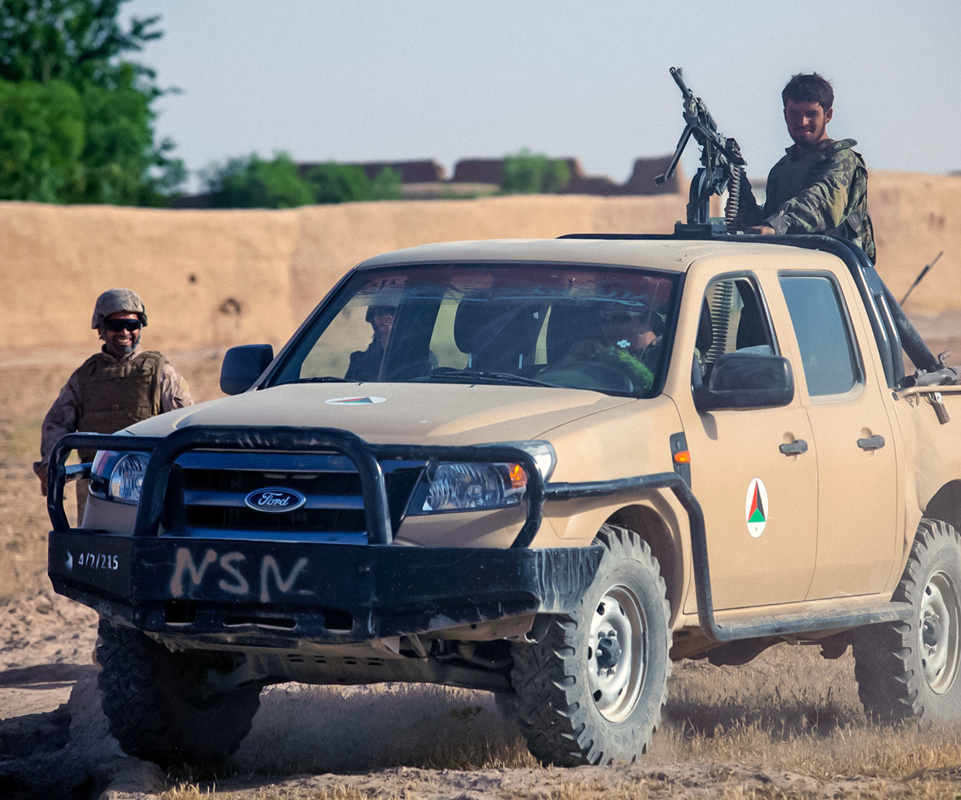 Американские военные оставили в Афганистане десятки тысяч автомобилей —  Motor