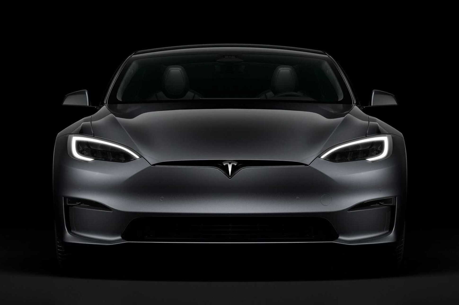 Tesla может выпустить бюджетную модель без руля и педалей — Motor