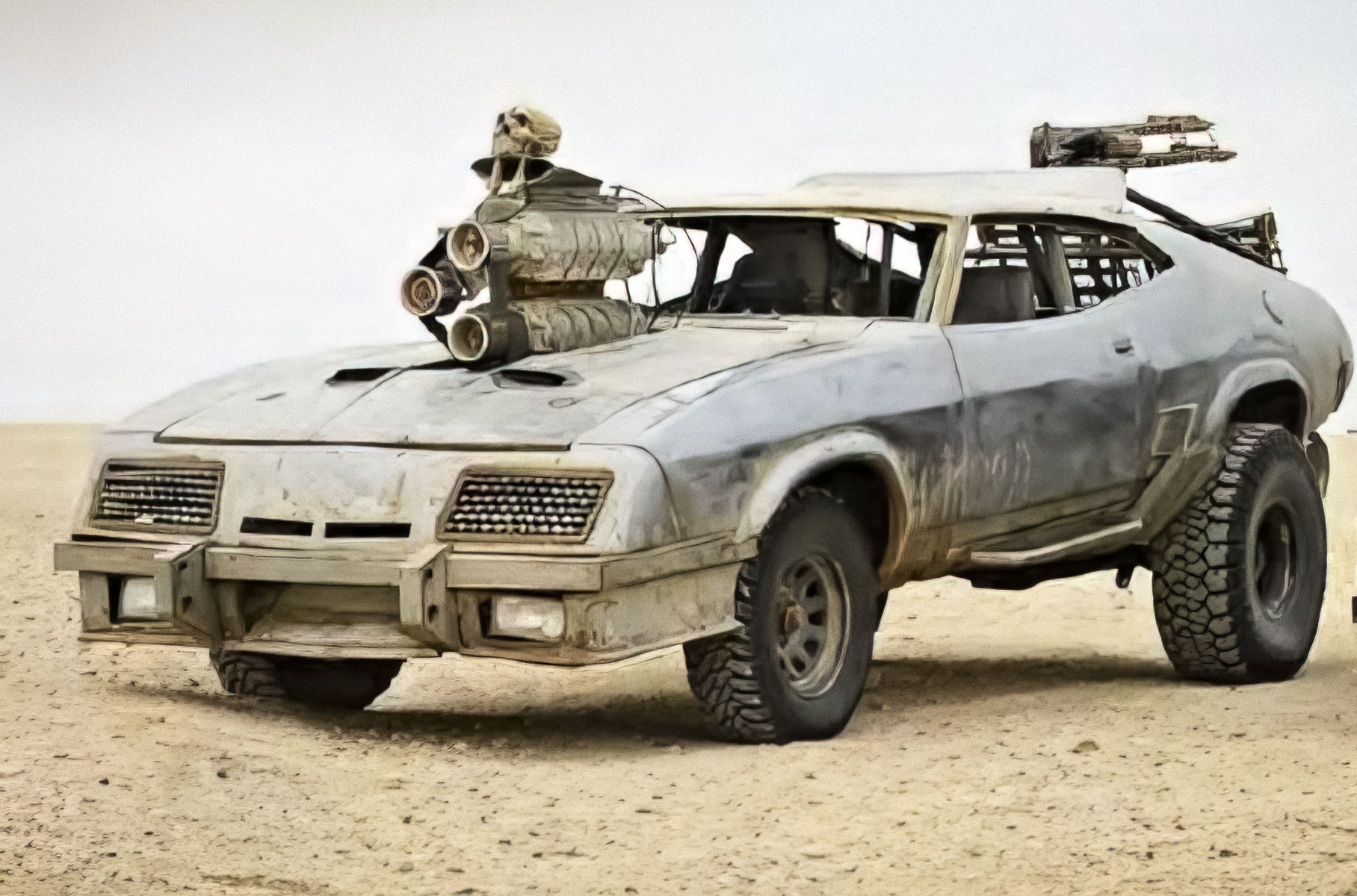 Коллекцию машин из фильма «Безумный Макс: Дорога ярости» пустят с молотка