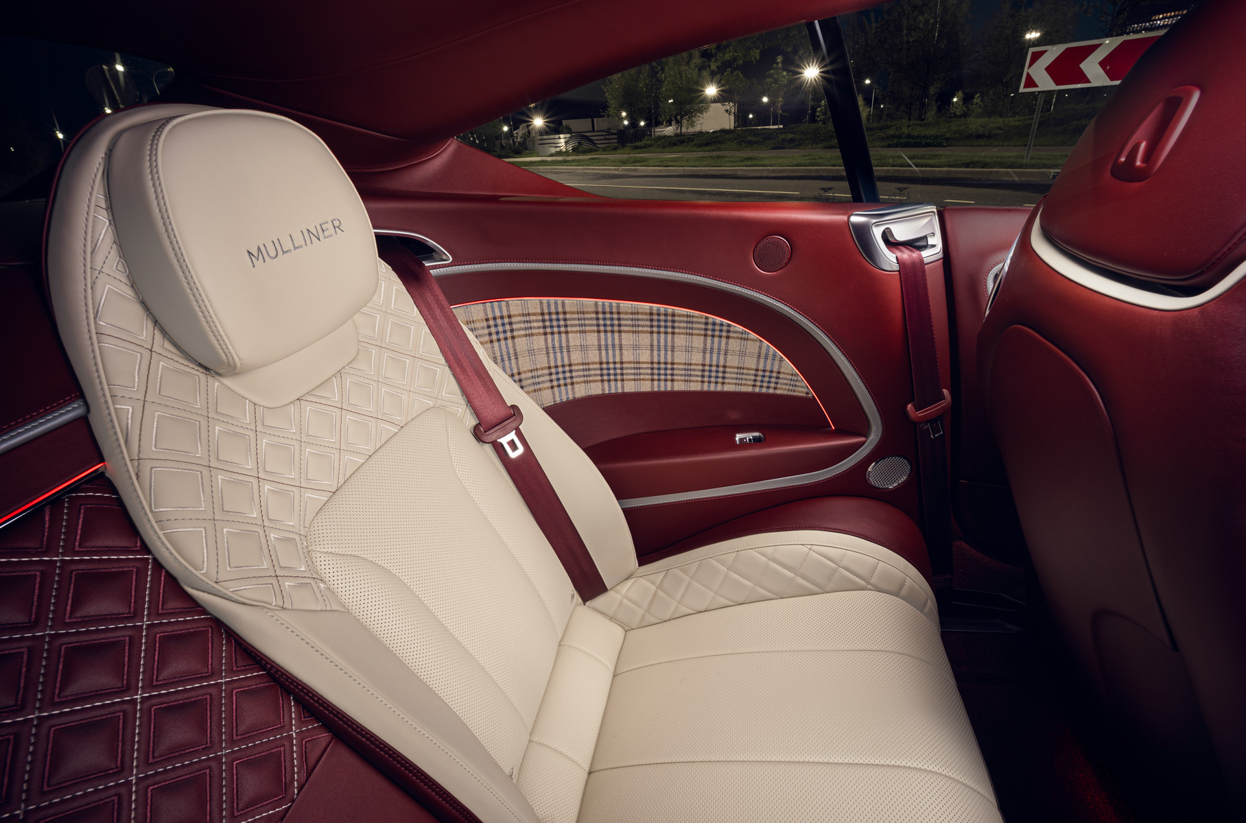 Кажется, мы нашли идеальный Bentley Continental GT. Посмотрите на него прямо сейчас