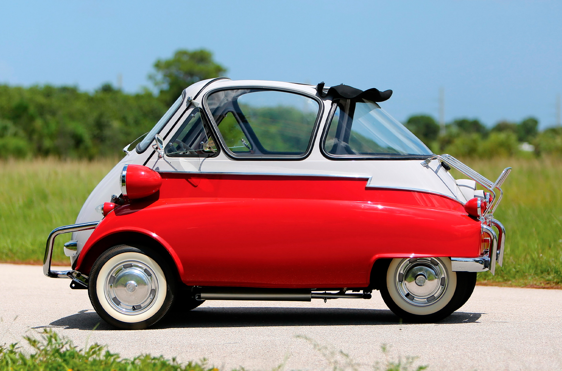 BMW Isetta 250 Pink