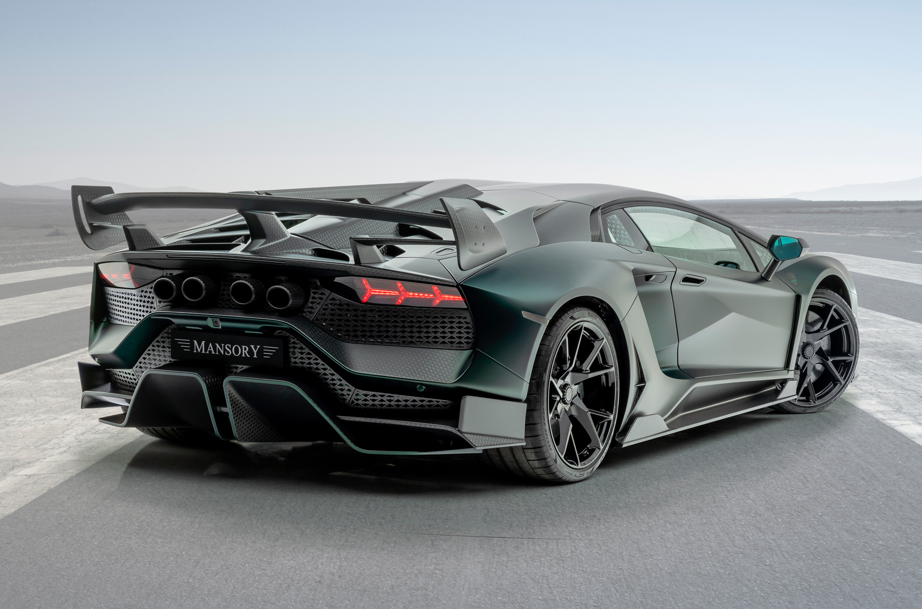 Дикие быки: безумные варианты Lamborghini Aventador