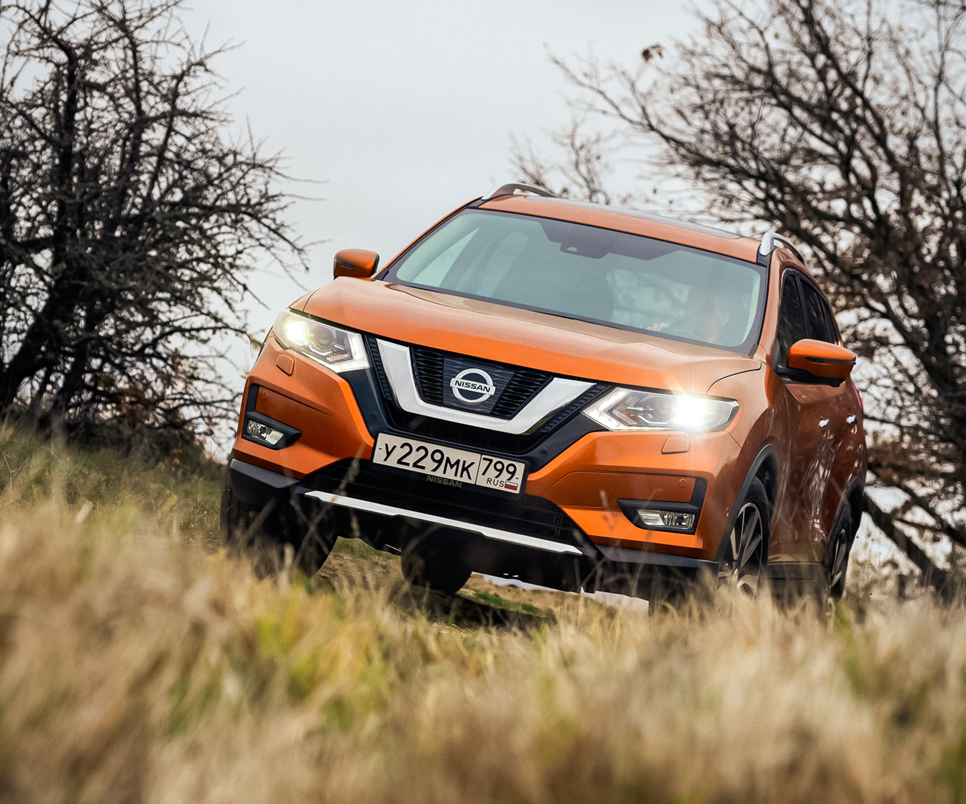 Стало известно, сколько стоят Nissan Qashqai и X-Trail по подписке в России  — Motor