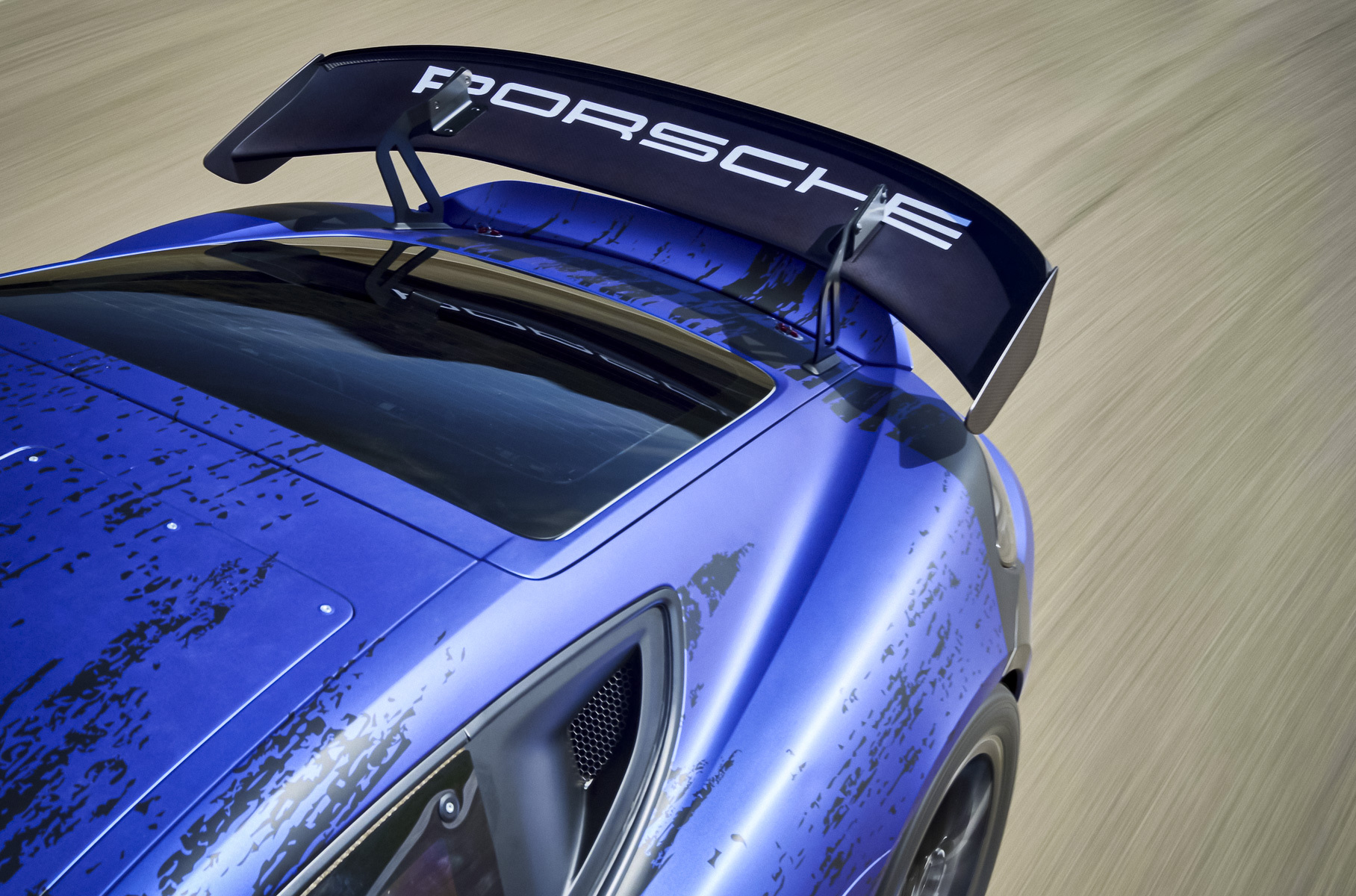 Гоночный Porsche 718 Cayman GT4 RS Clubsport получил прибавку к мощности