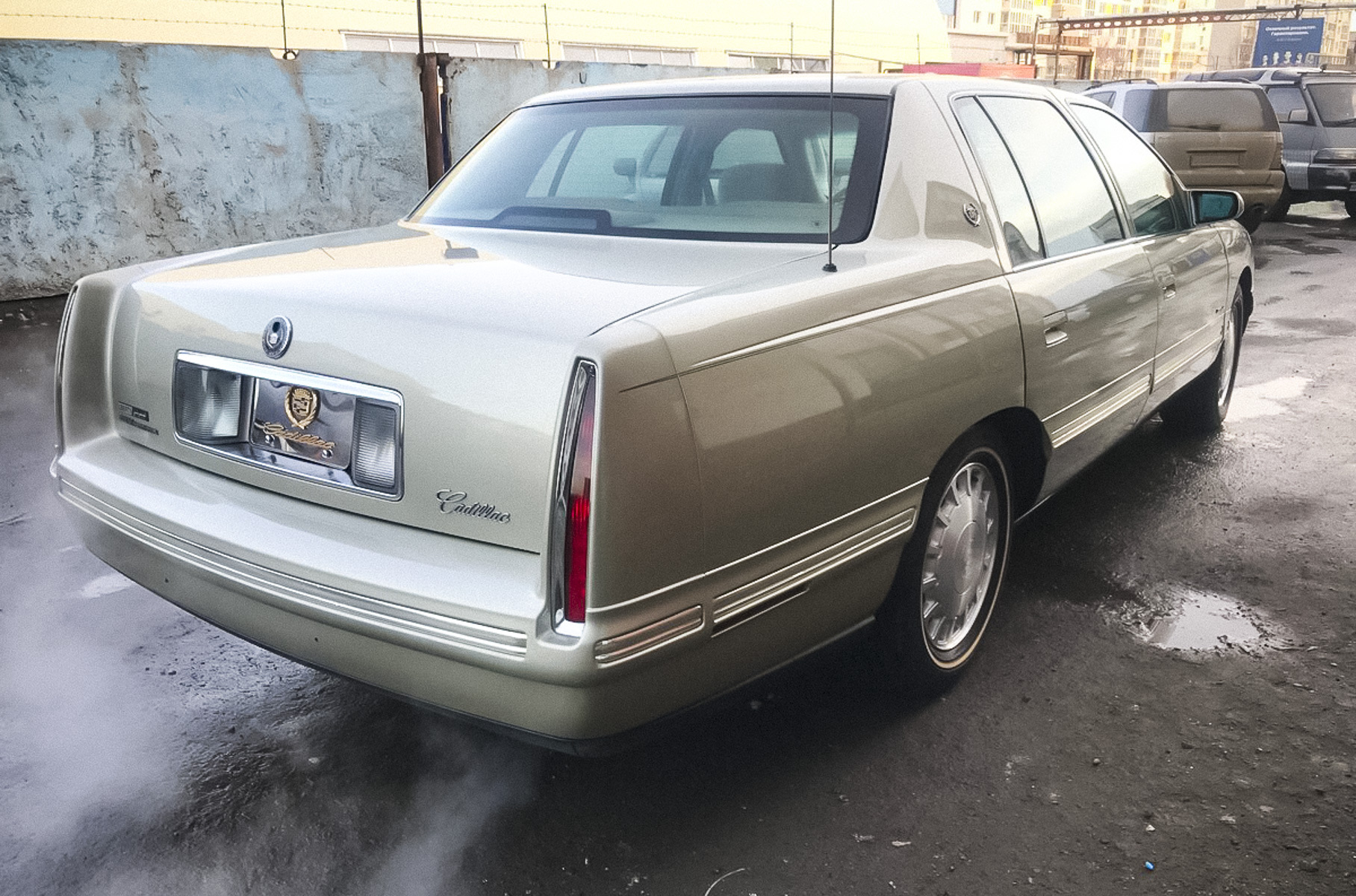 Cadillac Deville 1994 зад