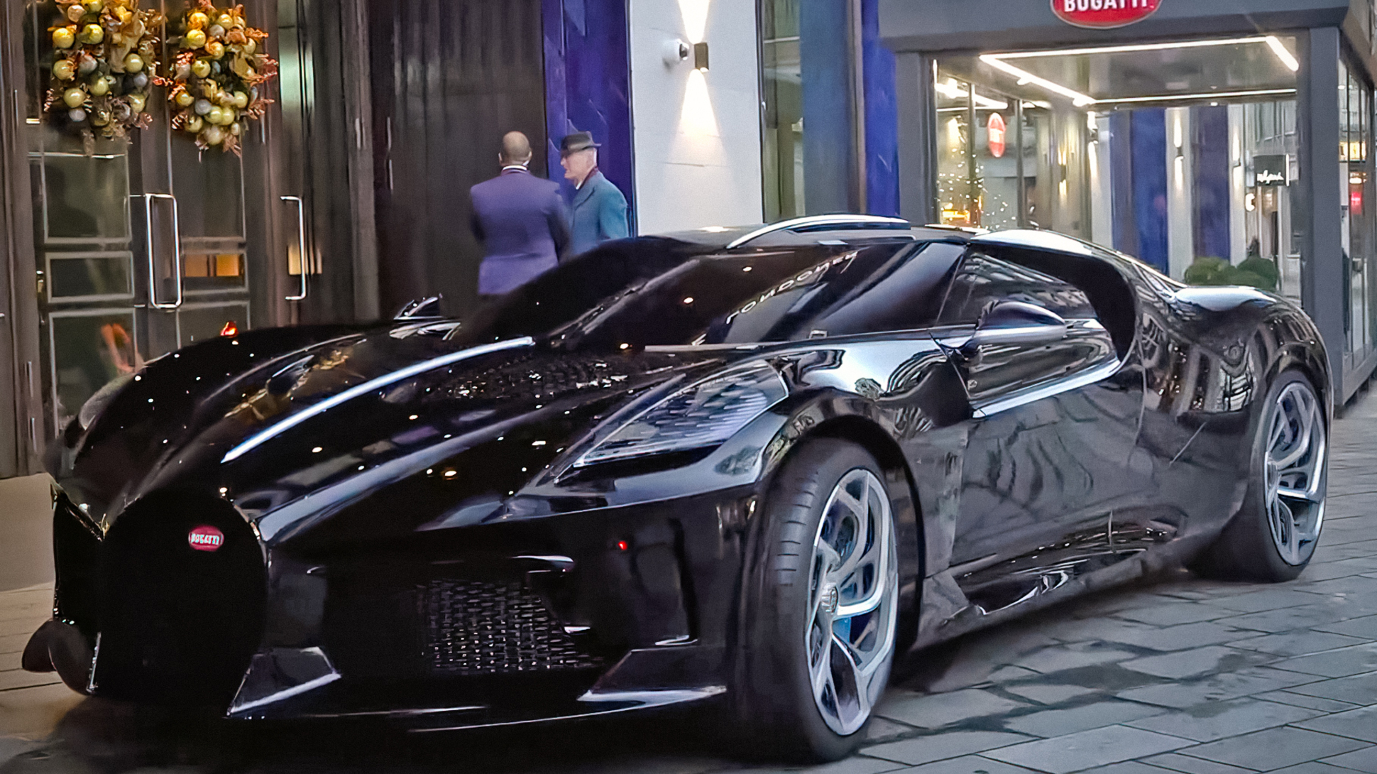 Bugatti La Voiture Noire — новости, фото, видео, тест-драйвы — Motor