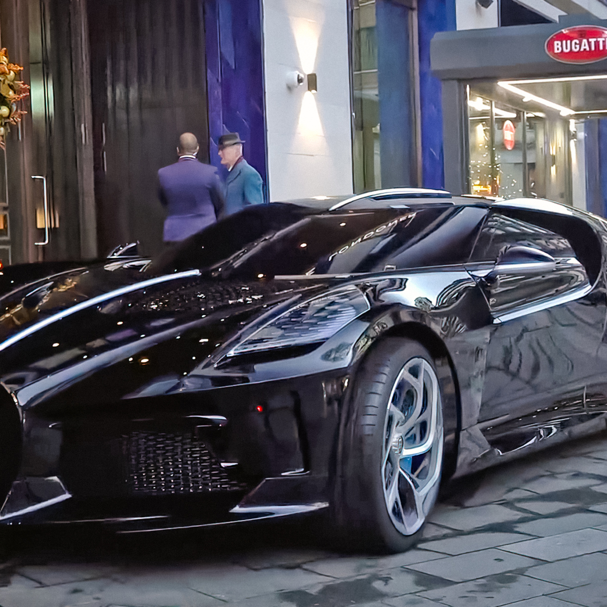 Bugatti La Voiture Noire — новости, фото, видео, тест-драйвы — Motor